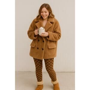 H&M Teddy Faux Fur Fuzzy Jacket L Tan Brown Flap Pockets Lined Cozy Chic Whimsy